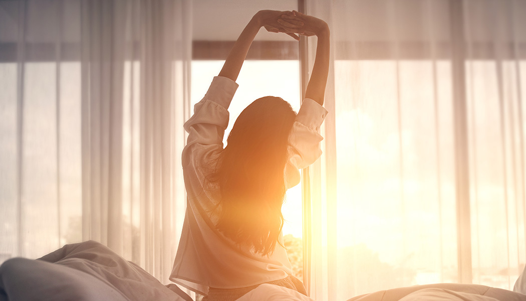 睡眠中に免疫が強化され、脳の老廃物が排出。起きている時には行えない、生命維持のための大切なプロセスです。