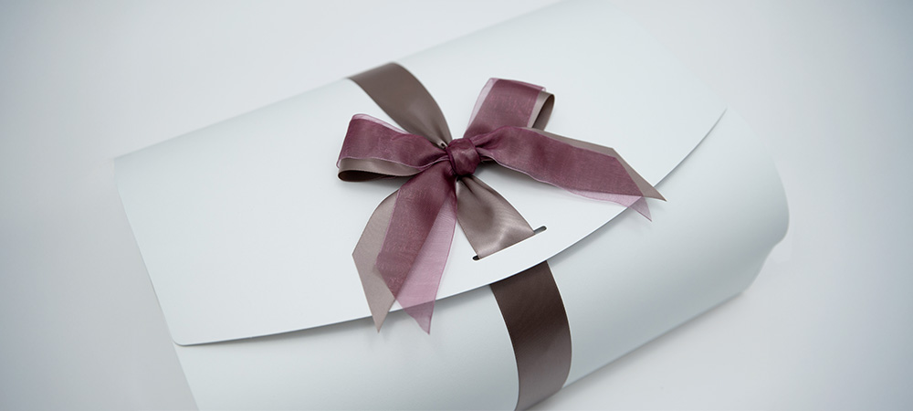 上品で落ち着いたマグネットタイプのラッピング