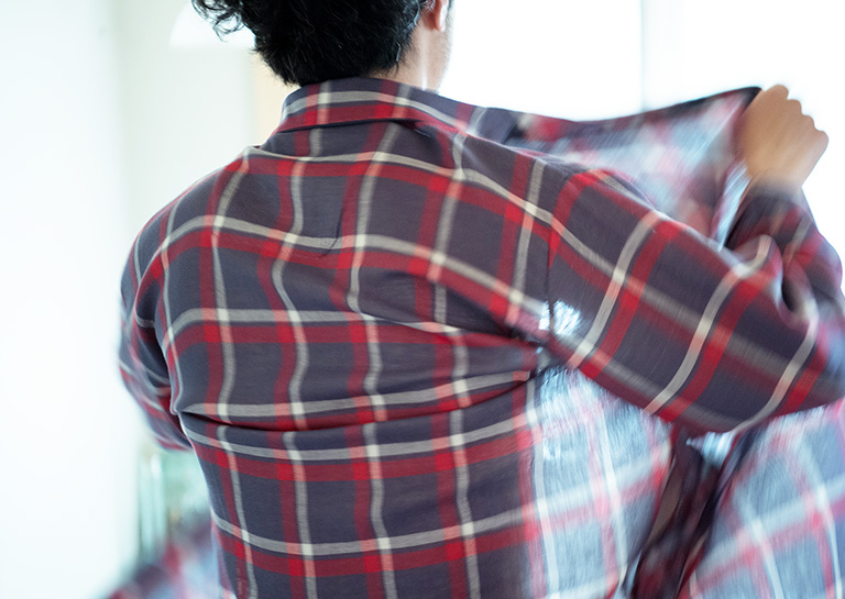 前開き全開タイプのメンズパジャマ