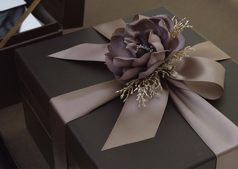 プレミアムなギフトで憩い時間をちょっと贅沢に 高級パジャマとルームウェアを厳選