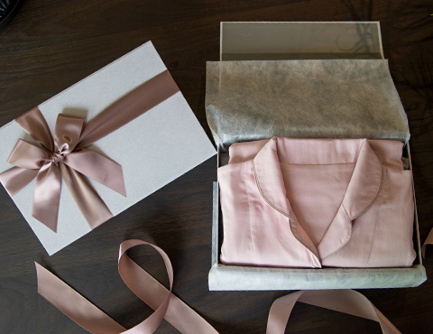 箱ラッピング付き・ノビーゼUNO・長袖レディースパジャマ