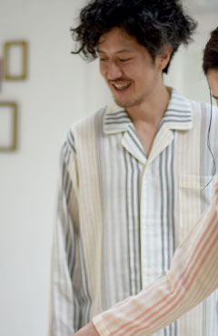 モダンストライプ長袖メンズパジャマ