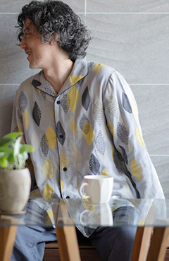 今治3重ガーゼリーフ柄・長袖メンズパジャマ