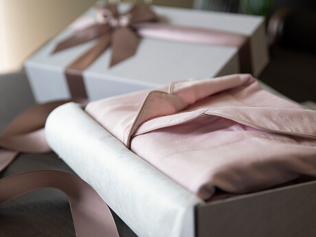 商品が入った箱の写真