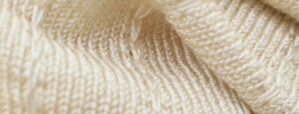 素肌に寄り添う、やさしいシルク