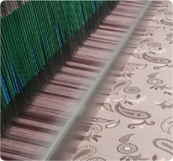 タオル織機で織る