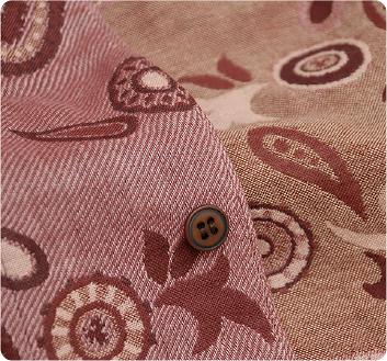 試織の繰り返しから生まれた最高の柔らかさとデザイン