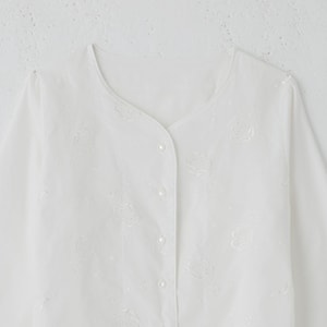 パールホワイト