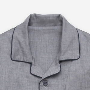 インディゴネイビー