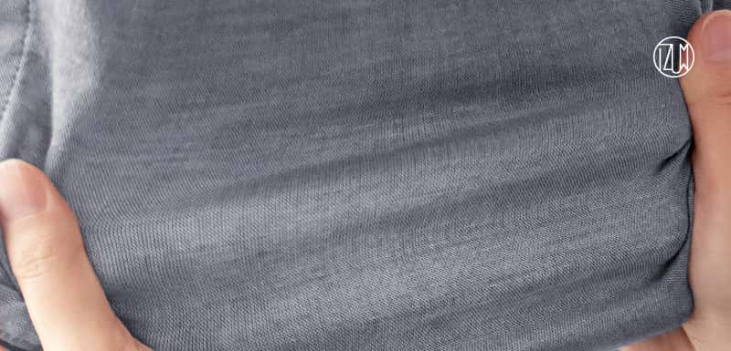 寝返り万歳、突っ張らない