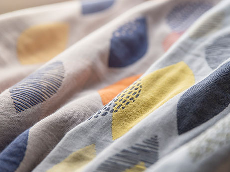 綿100％の3重ガーゼその柔らかさとぬくもりを味わうパジャマ