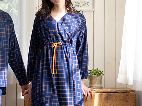 ウエストリボンで、体形すっきり。ラクさも美しさも両方叶える