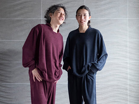 ラクなのに上品。着心地とデザインを両立した一着