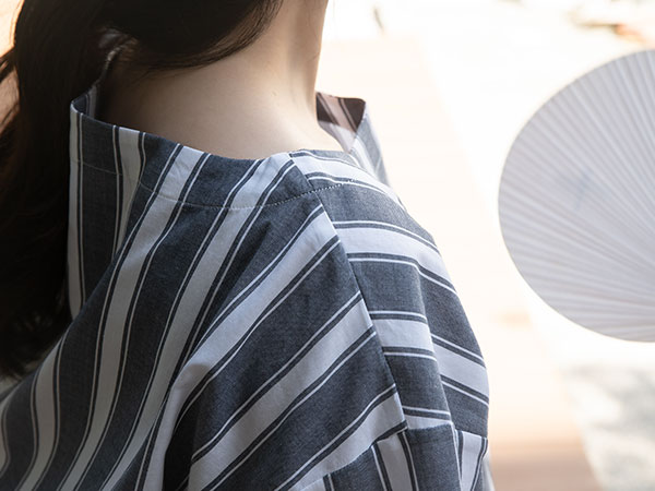 麻なのにチクチクしない、素肌で気持ちいいなめらかさ