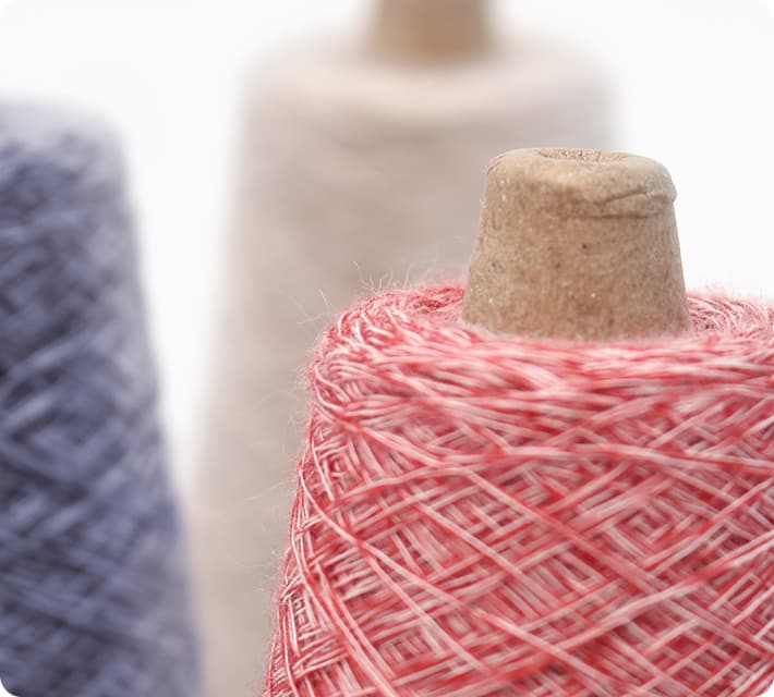 染めて編んで、また染める