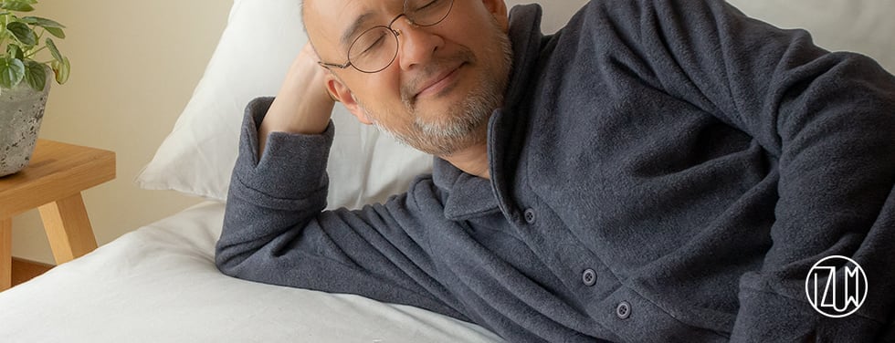 Fluffy, gently, lightly