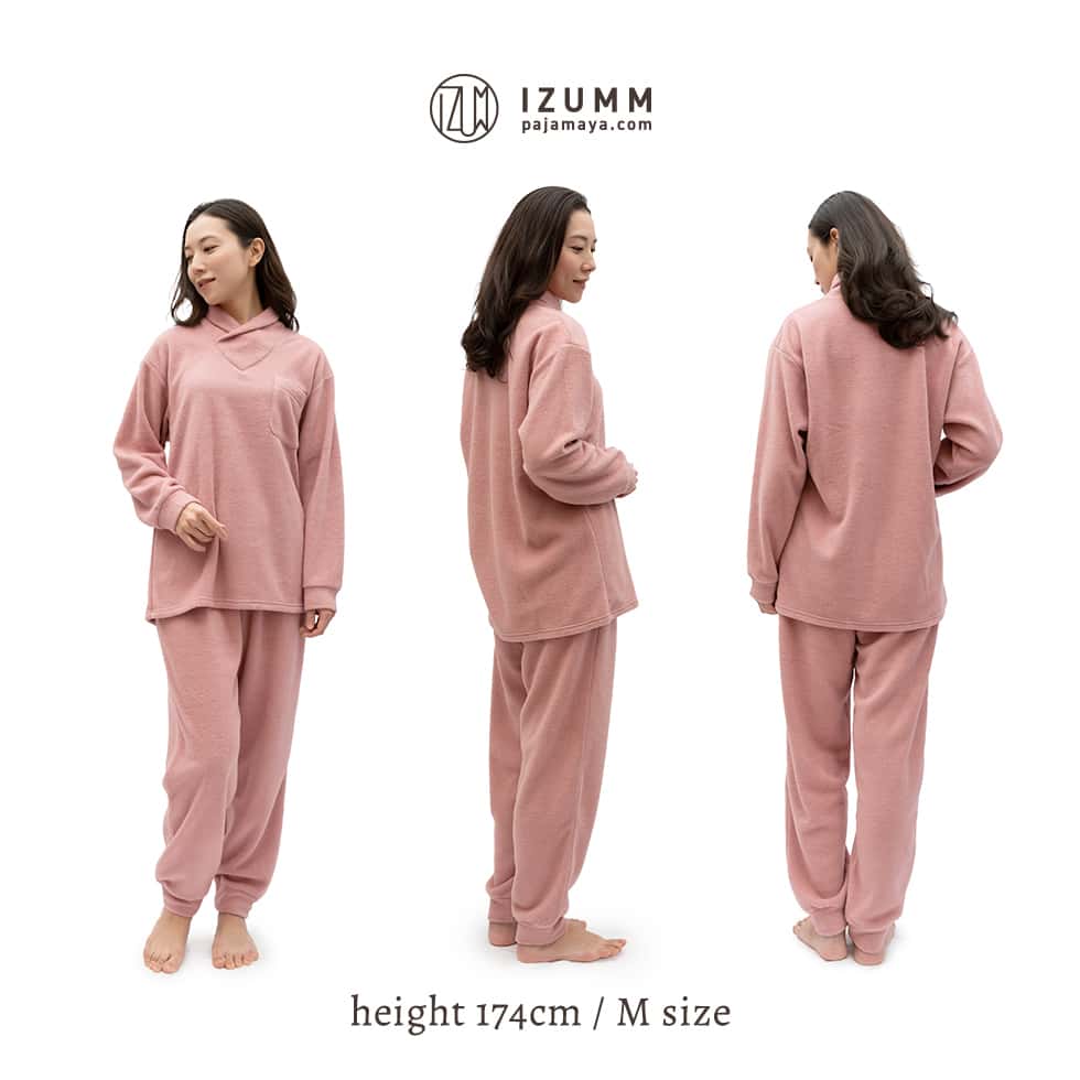 モデル身長：174㎝　エンパイアローズ　Mサイズ着用
