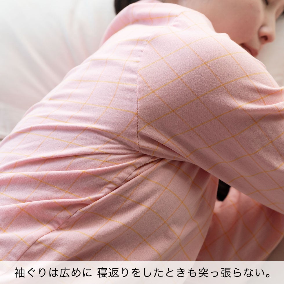 柔らかなゴムをあえて2本使いにしているのはお腹周りに一番負担が少ないワザなのです