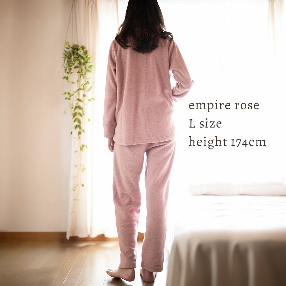 女性モデル身長 174cm　エンパイアローズLサイズ着用