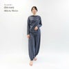 女性モデル身長：162cm Mサイズ ディムネイビー着用